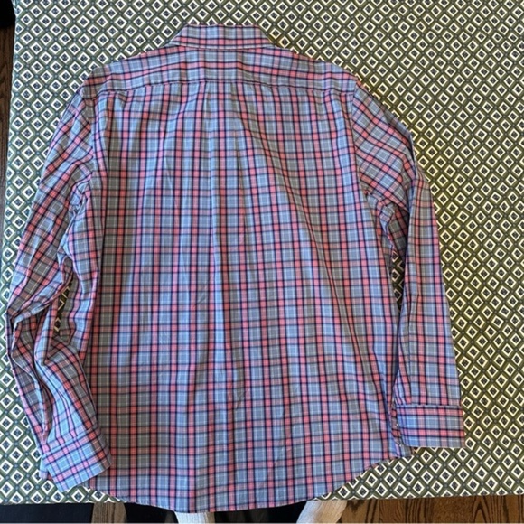 Vineyard Vines Slim Fit Tucker Shirt Men's XL Blue and Pink Plaid - Picture 4 of 4